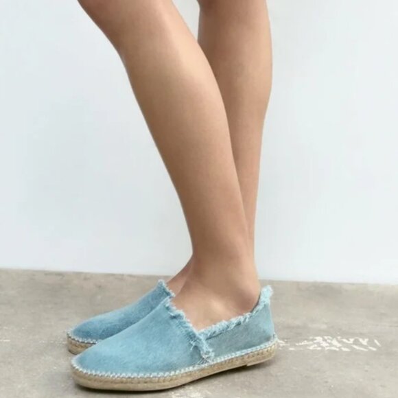 ZARA SIZE 29 DENIM JEAN ESPADRILLES RAW EDGE FLAT SLIP-ON SHOES WOMEN SANDALS - Picture 1 of 8